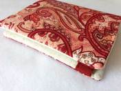 charmed Liebling small red paisley bifold wallet 