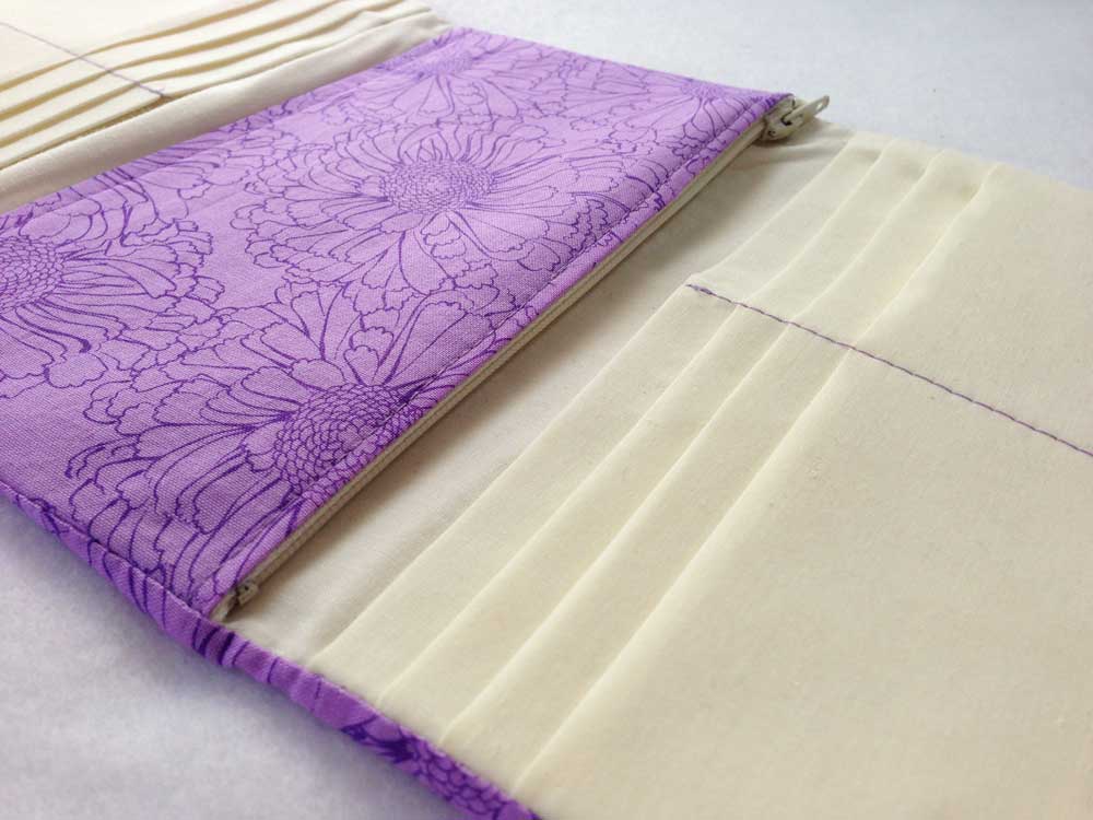 charmed Liebling purple wallet2