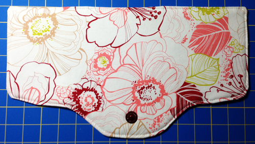 blossom bag flap with magnetic snap