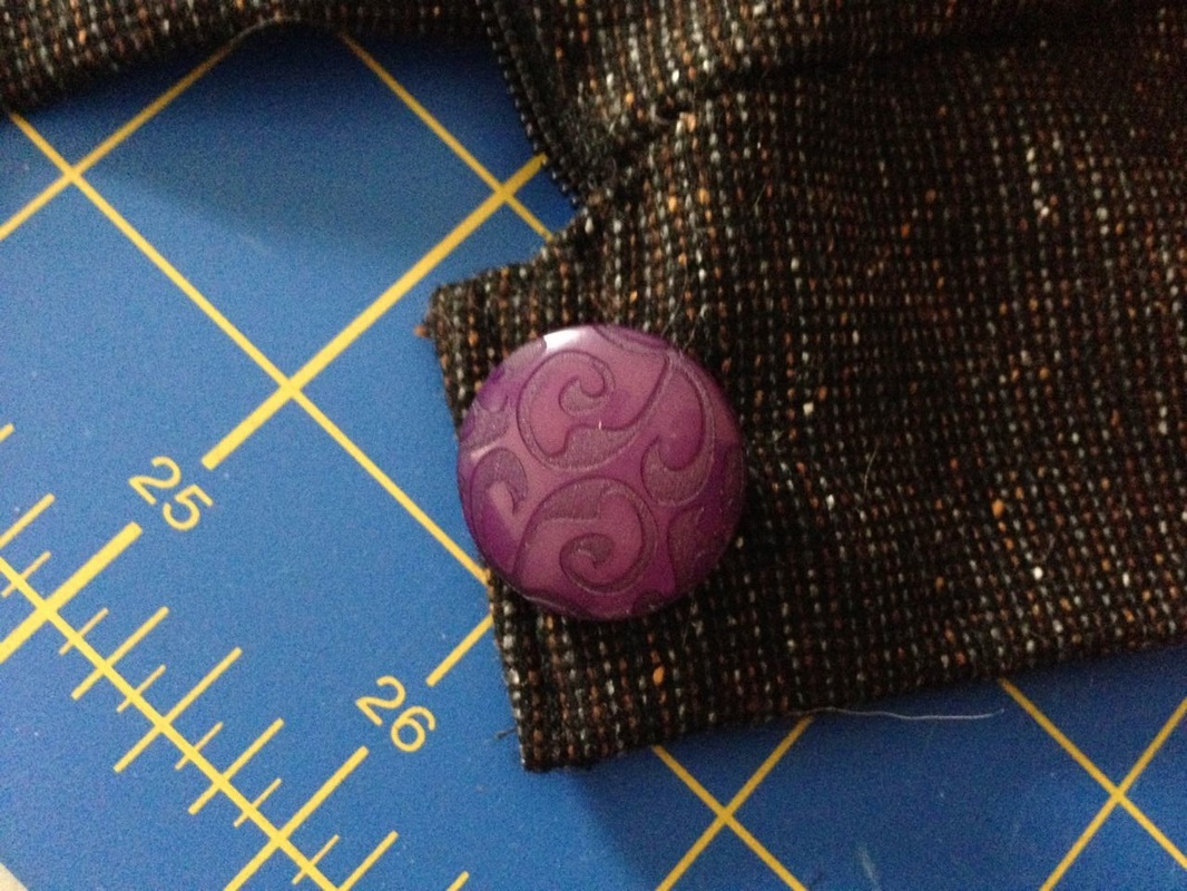 charmed Liebling winter skirt purple button 